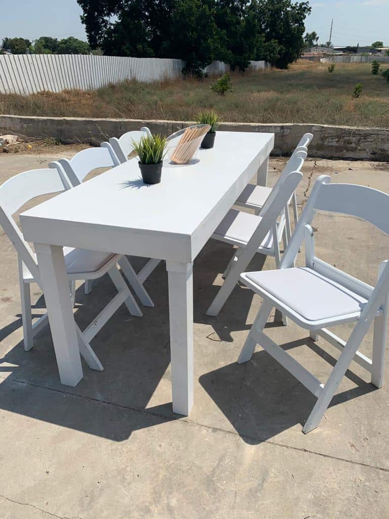 שולחן עץ לבן 180X60 להשכרה