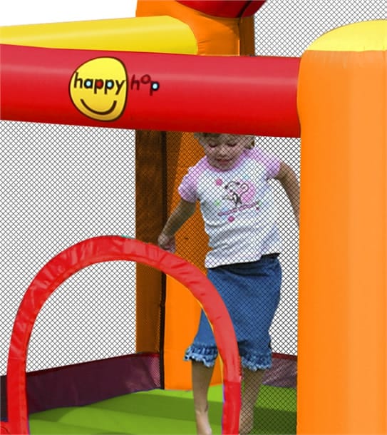 מתקן בסיסי כולל מגלשה
