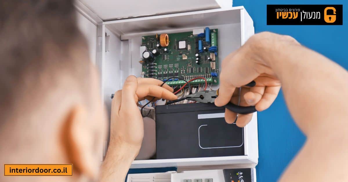 1. התקנה מבוטנת על ידי פורץ כספות במרכז