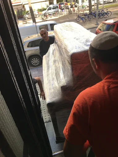 הובלת דירה ללא נזקים - השיטה שמונעת שברים ושריטות | שניר הובלות